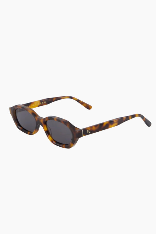 brown tort sunglass