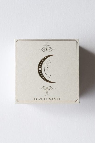 gold pendant necklace