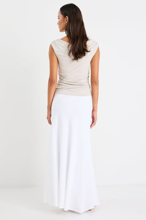 Woman wearing a white skirt 