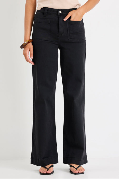 Woman wearing a zoey black jean