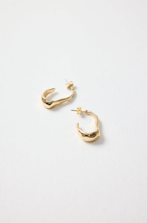 gold earring
