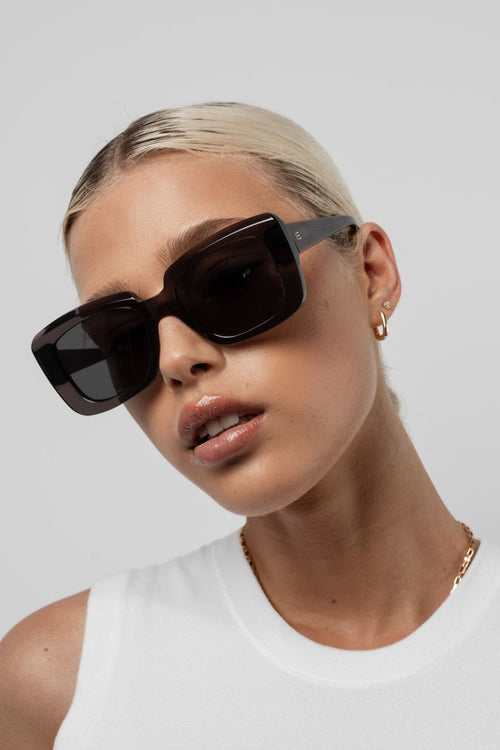 Pia Grey Sunglasses ACC Glasses - Sunglasses Isle of Eden   