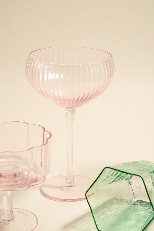 pink ripple wine glass