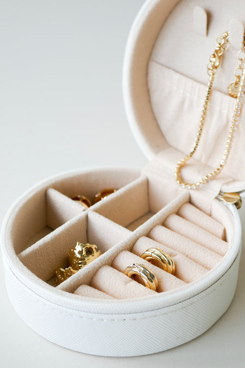 white jewellery case