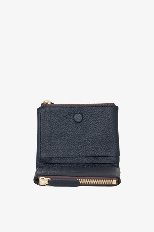 black wallet