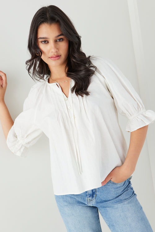 Frolic White Linen Pintuck Ss Top WW Top Ivy + Jack   