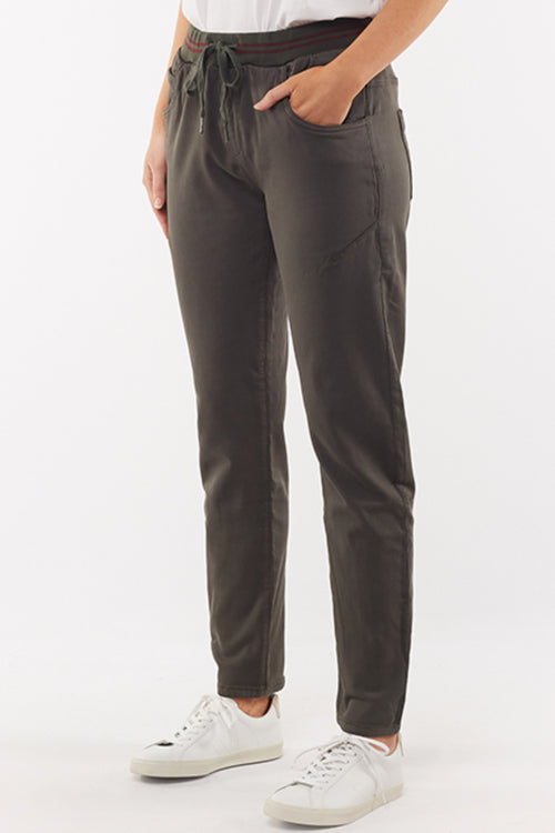 Sylvia Khaki Jogger WW Pants Foxwood   