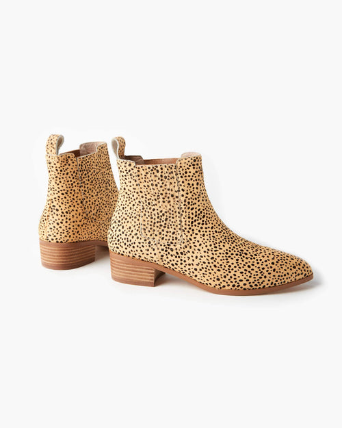 Jada Tan Cheetah Pony Ankle Boot ACC Shoes - Boots Walnut   