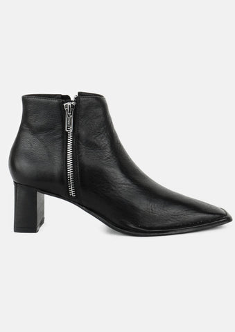 Cardia Heeled Black Leather Pointed Boot with Side Zip ACC Shoes - Boots Caverley   